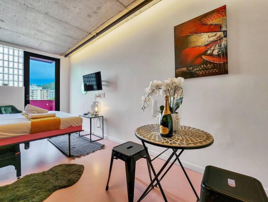 Apartment Majestic Studio In City Centre